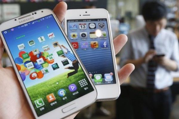 Galaxy S4 vs. iPhone 5