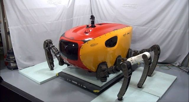 Cangrejo-robot gigante explorará el fondo marino en Corea
