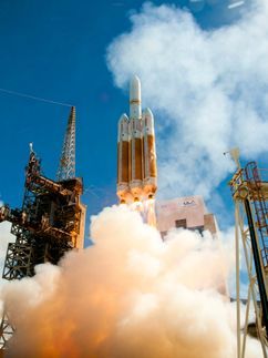 EEUU lanza cohete al espacio con supuesto nuevo satélite espía