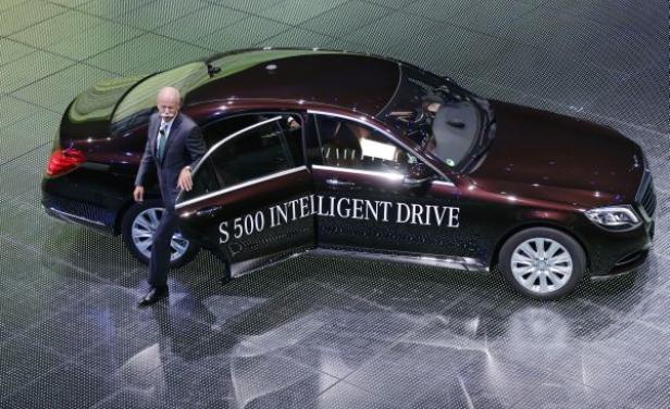 Mercedes-Benz S500 Intelligent Drive