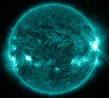 El Sol continúa emitiendo fuertes llamaradas solares
