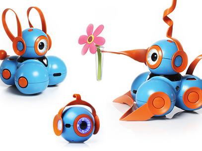 Robot enseña conceptos de programación a niños de 6 años