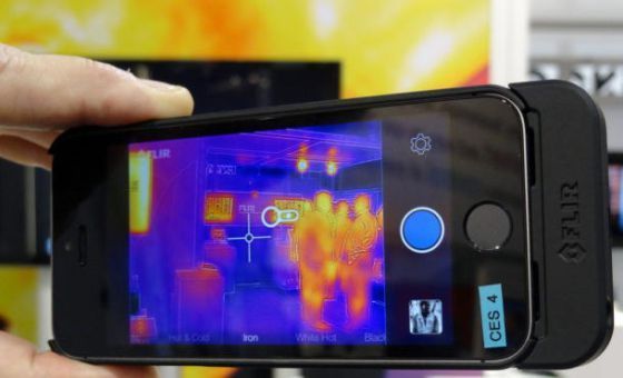 Flir One convierte el iPhone 5 en una cámara de visión nocturna