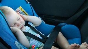 Sistema que evita que olvides a tu bebé en el carro