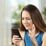 Mujer con smartphone