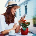 Mujer con smartphone