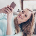 Mujer con smartphone