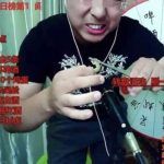 Muere "en vivo" comiendo insectos venenosos para ganar seguidores