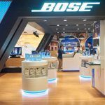 Bose cierra tiendas físicas en y despide a miles de empleados