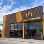 Pantallas táctiles sustituyen a los empleados en el primer McDonald automatizado del mundo