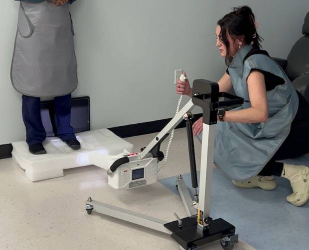 Un sistema portátil de rayos X ultraligero y ergonómico