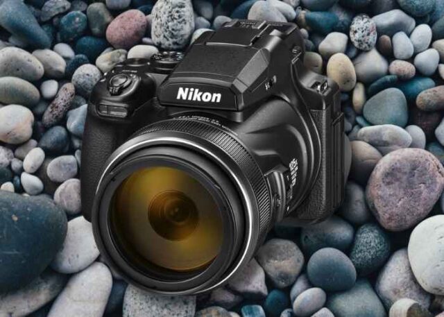 Nikon COOLPIX P1100: la nueva cámara con zoom de 125x y grabación en 4K