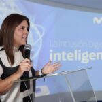 sobre el uso de la Inteligencia Artificial (IA) en la educación. La investigación, que contó con una muestra de 1.726 docentes de primaria a escala nacional, revela que 4 de cada 10 maestros utilizan herramientas de IA en sus prácticas pedagógicas.