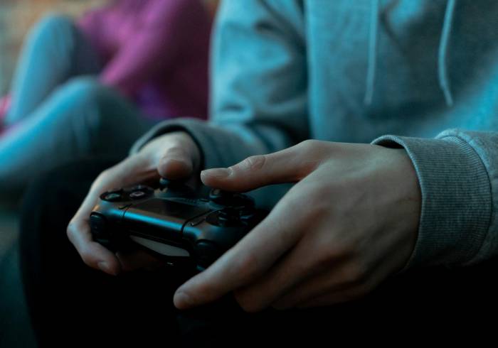 Ciberdelincuentes usan trucos falsos de videojuegos en YouTube para propagar malware espía