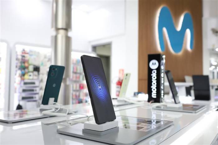 Movistar amplía financiamiento de equipos móviles en Venezuela con Canguro y Weppa
