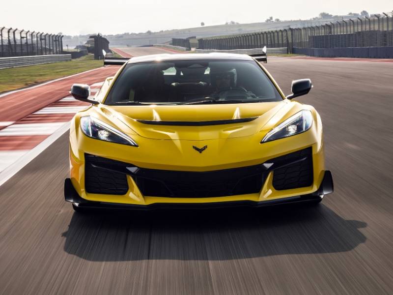 Chevrolet Corvette ZR1 2026 rompe récord del McLaren Senna en Virginia y marca nueva referencia en pista