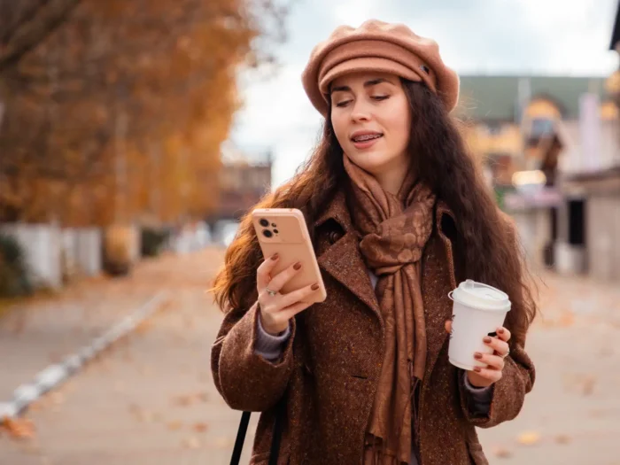 WhatsApp da un paso más con la IA: ahora escribe respuestas por ti y suma nuevas funciones clave