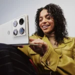 Motorola renueva la familia Razr: llega el primer plegable tipo libro y Google Photos se integra con nuevas funciones de IA