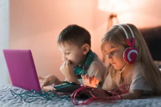 Ciberacoso en videojuegos: las señales que muchos padres ignoran y cómo proteger a los menores mientras juegan online