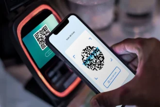 Más de 221.000 puntos de venta (POS) en Colombia habilitan crédito digital sin tarjeta con Addi y Credibanco