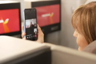 Iberia lanza WiFi gratuito con Starlink en pleno vuelo: hasta 500 Mbps y arranca la nueva era de la conectividad aérea