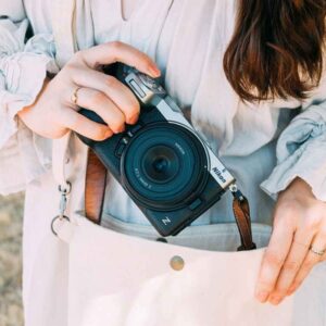 Nikon Z5IIC: nueva cámara full frame más compacta y accesible