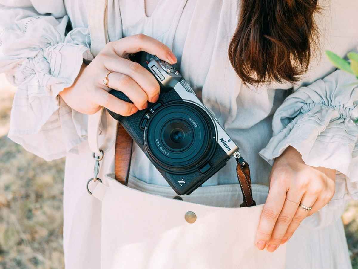 Nikon Z5IIC: nueva cámara full frame más compacta y accesible