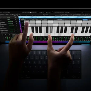 Apple rompe una regla histórica: presenta su primer MacBook Pro táctil con pantalla OLED
