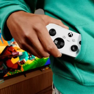 Microsoft presenta Xbox Nano Controller: el mando de bolsillo que cuesta 50 dólares y no es solo para niños