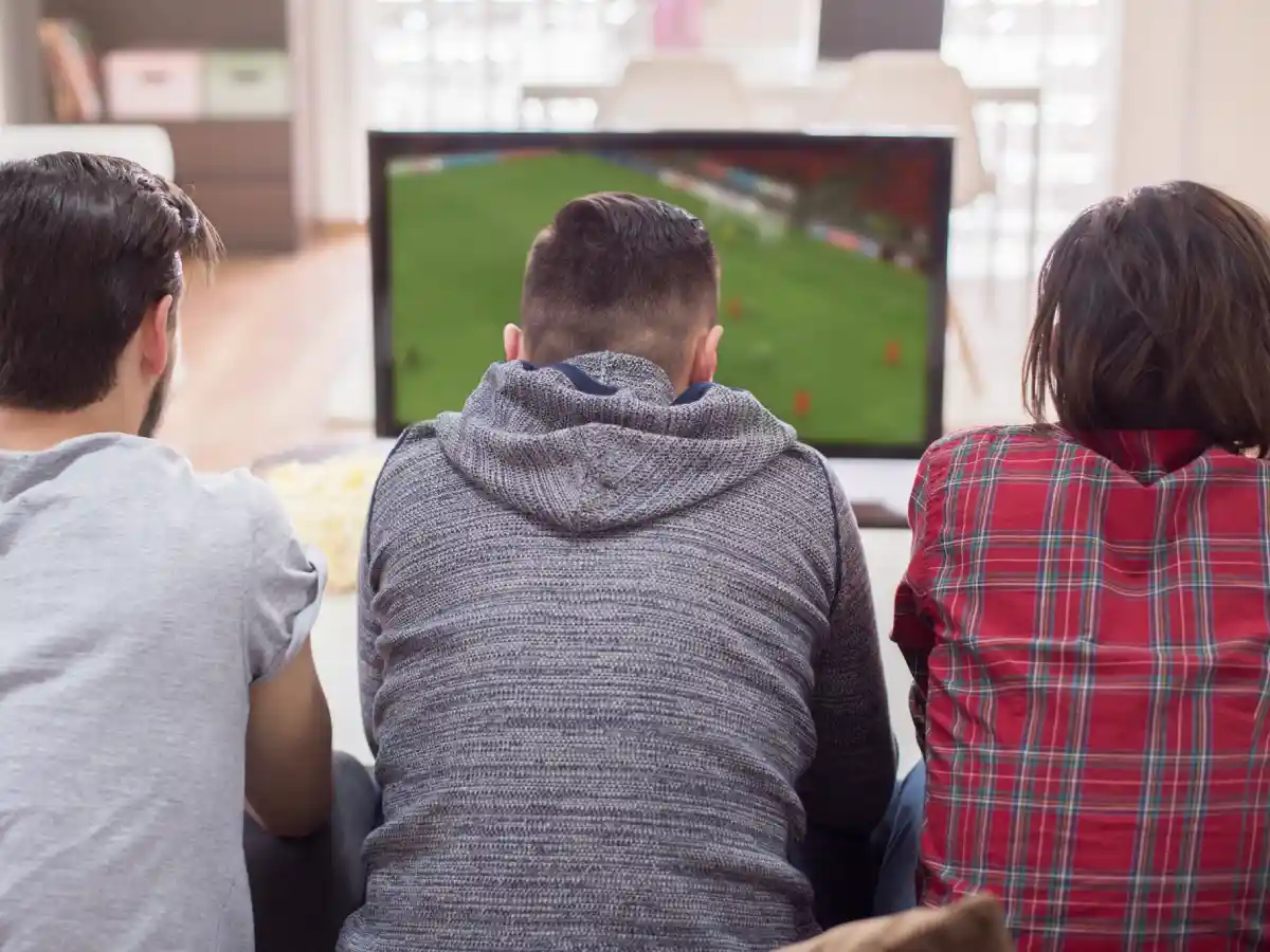 De la televisión al streaming: cómo cambia la experiencia de seguir eventos deportivos y cuotas en directo